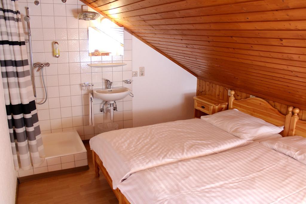 Hotel - Petit-Dejeuner Le Trift Zinal Exteriér fotografie